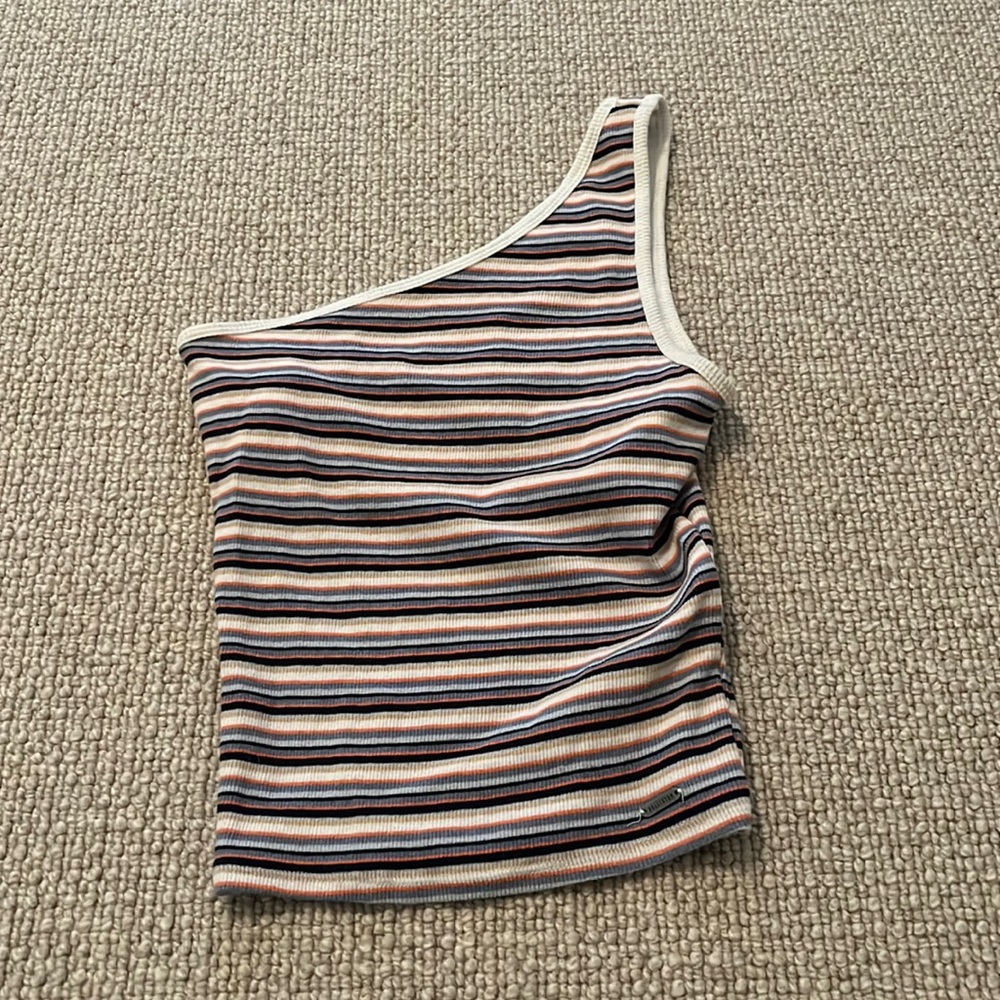 One shoulder tank top